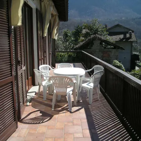 Villa Olga Lago Maggiore Castelveccana