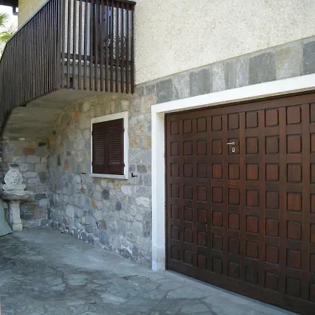 Villa Olga Lago Maggiore Castelveccana